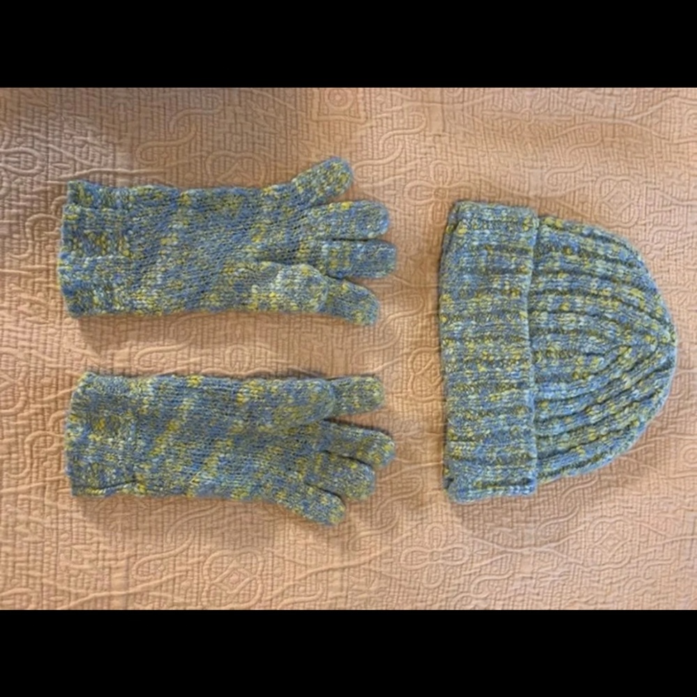 Royal Creations Hat and Gloves